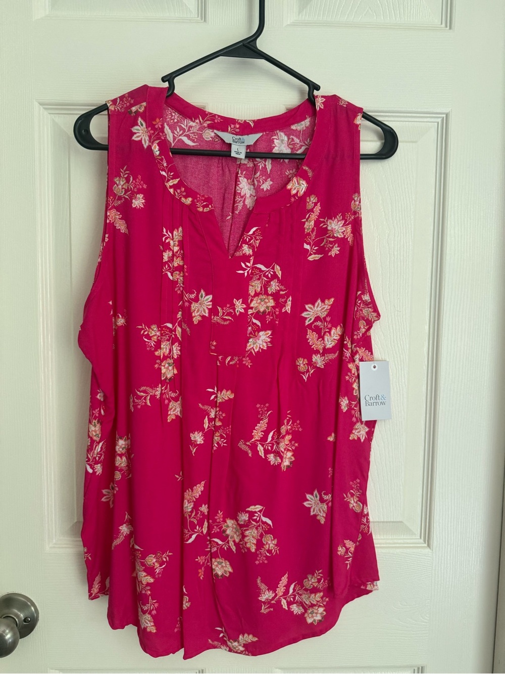 croft & barrow Fuchsia Floral Sleeveless V-Neck Top